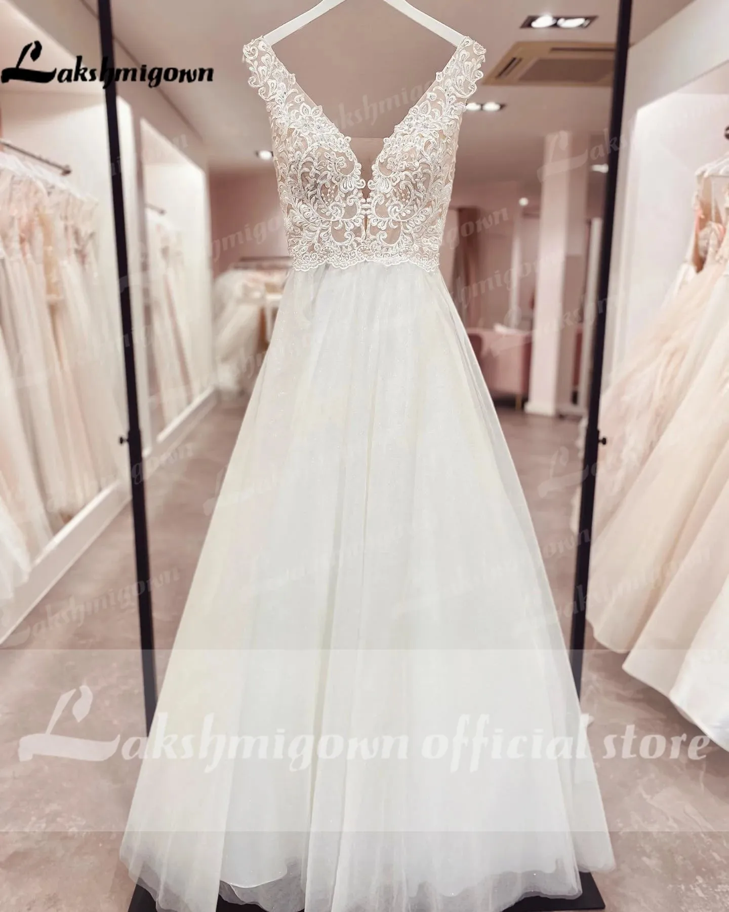 Sexy V Neck Boho A Line Wedding Dress 2023 Chic Robe Tank Bohemian Beach Bride Dress Lace Appliques Tulle Vestido De Noiva