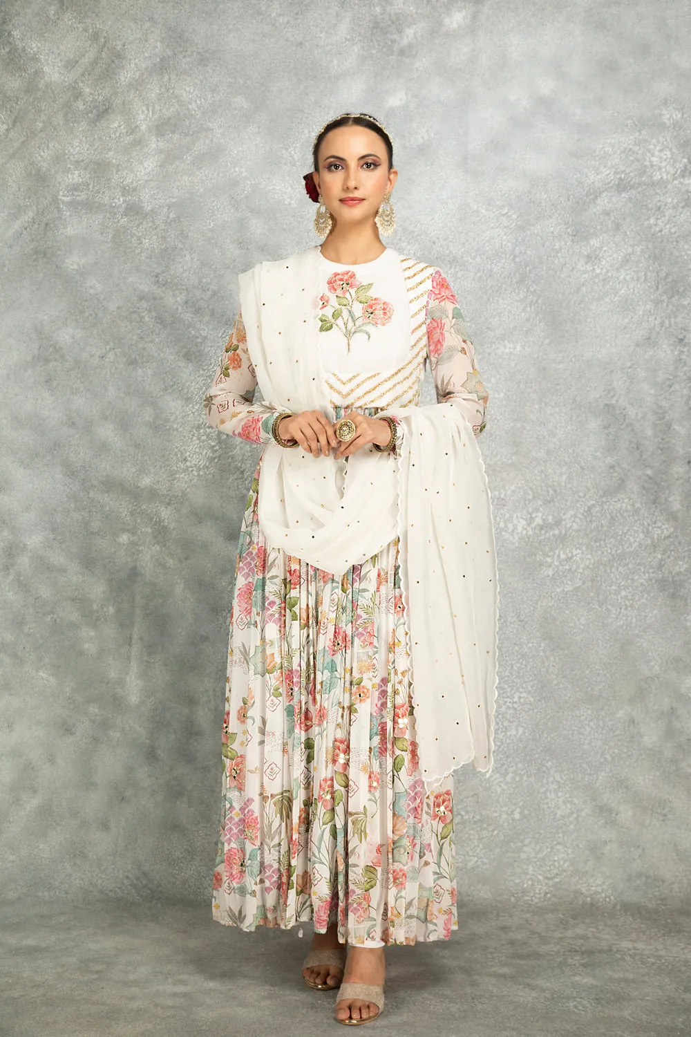 White Mirror Work With Scalloping Dupatta Set Of 3